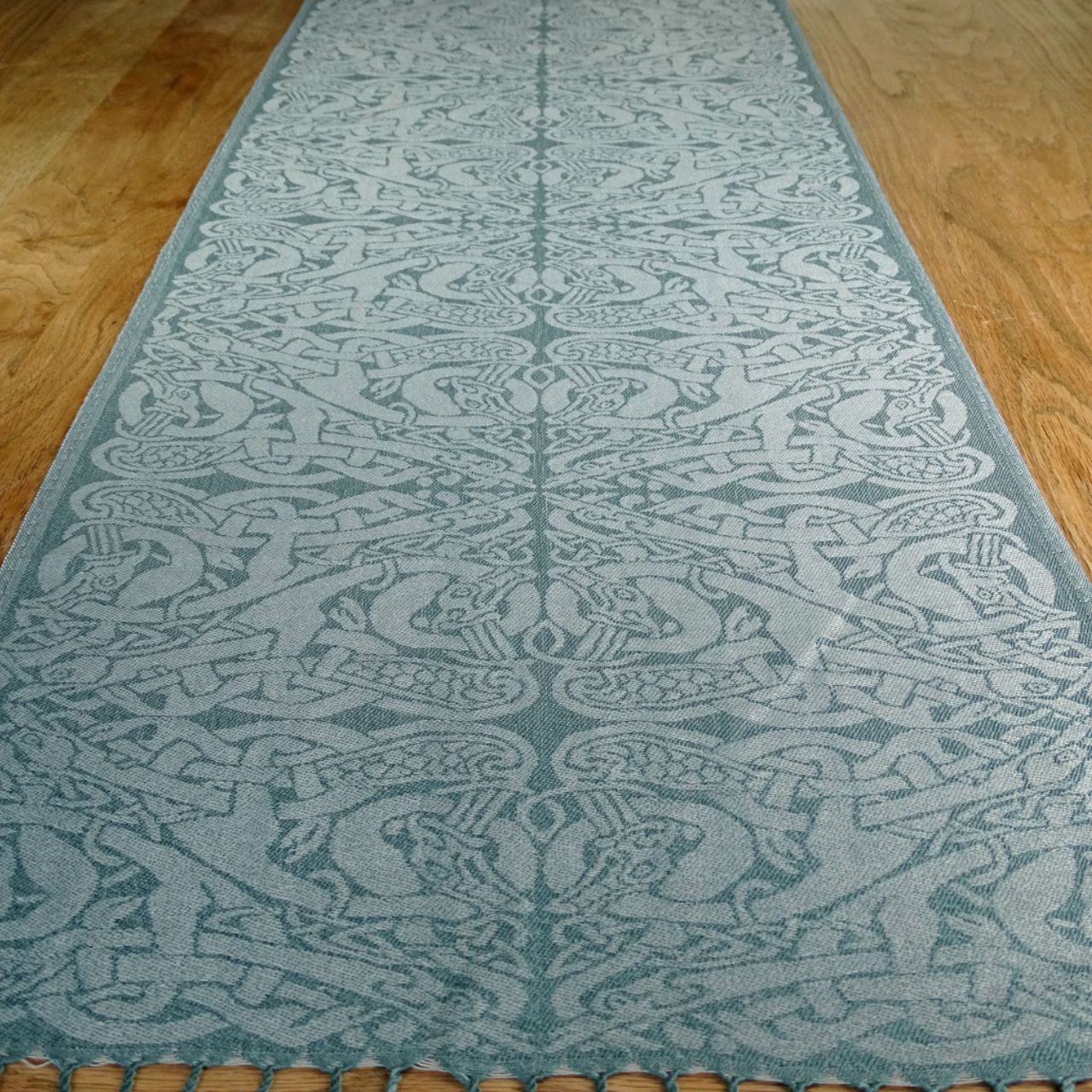 Mulligans Ireland Inishtrahull Celtic Pashmina Scarf  Named after the islands of Ireland, and inspired by their stories and history, our Island Range of shawls and scarves is a fusion of modern Irish design and colour palette together with the traditional Celtic knot weave or ‘snaidhm celtic’ in Irish/Gaelic.