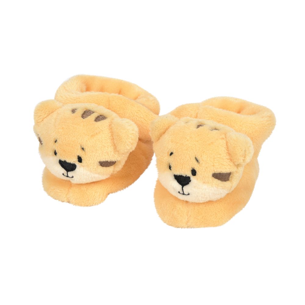 Izzy and Oliver Baby Collection Tiger Booties These Tiger Booties are the perfect accessory for any little one. Made from oh-so-soft material, 100% cotton and suitable from 0m+ upwards. Cute little faces are embroidered and each feature safety dots on the bottom for anti-slip. Machine Washable, Cool dry.