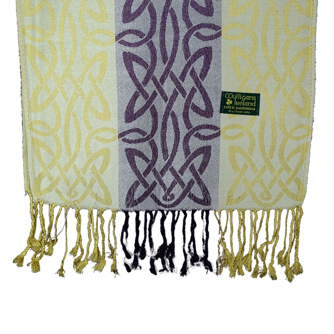 Mulligans Ireland Caher – Celtic Pashmina Scarf Caher Island lies off the coast of Co Mayo and is Barely one mile in length, however among local fishermen it is considered to be one of the holiest islands of Connaught. Some believe miraculous cures can be achieved by lying overnight in St Patrick’s bed, (Leaba Phádraig), or by dirnking water from St Patrick’s well.