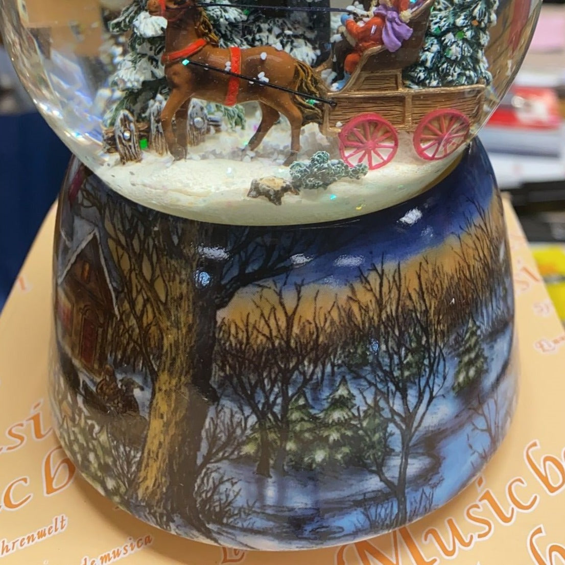 Musicbox World Snow Globe Winter Carriage