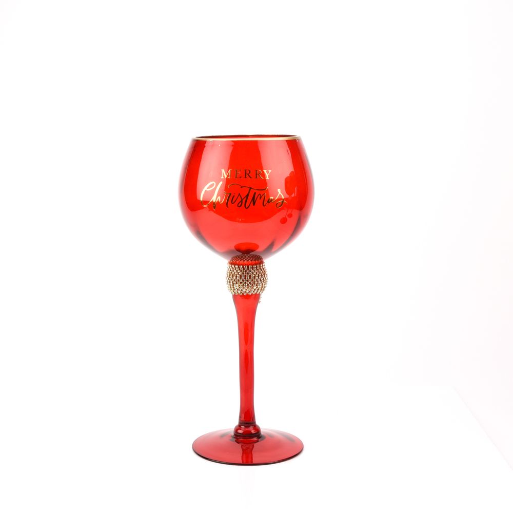 Red Glass Goblet Style Candle Holders Merry Xmas - Set of 3 A trio of red glass candle holdless feature a distinctive goblet design in three different sizes, complete with gold coloured embellishment around the neck and matching ‘Merry Christmas’ title.