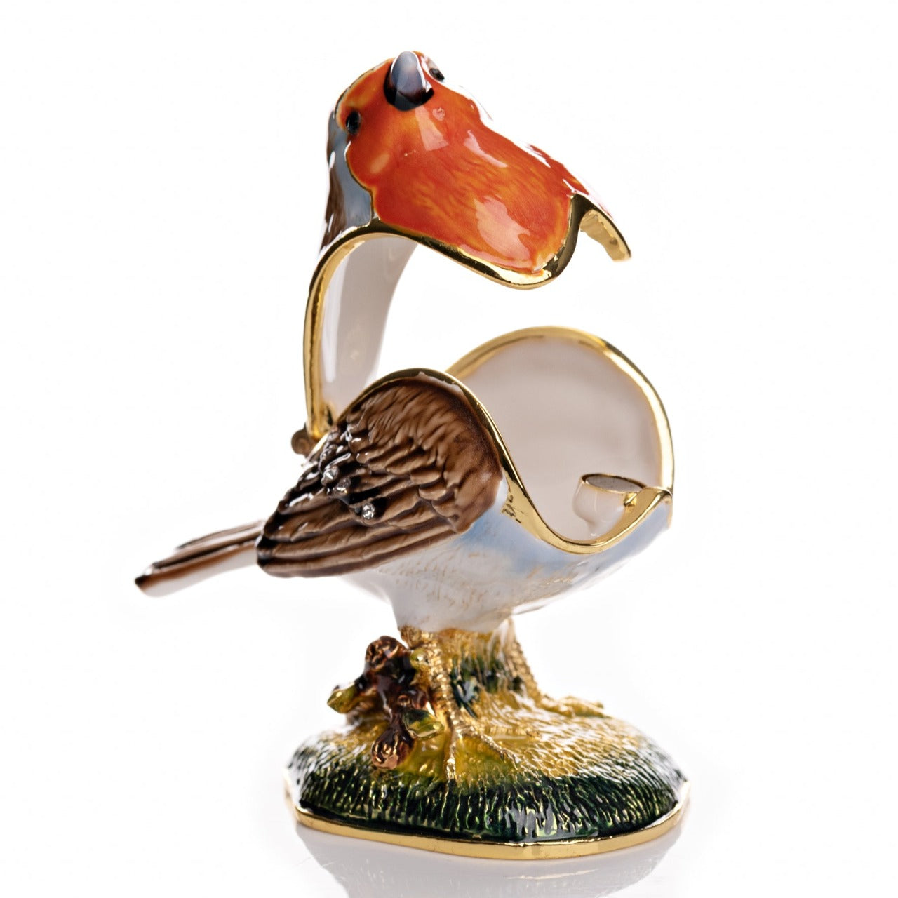 Treasured Trinkets - Robin A beautiful, hand painted and crystal finished robin trinket box from the Christmas Treasured Trinkets series by A Royal Affair: bringing merriment and majesty to your festive season. A wonderful ornament to complement a mantelpiece, bookcase or cabinet.