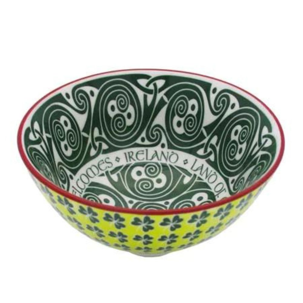 One Hundred Thousand Welcomes Bowl 11cm One hundred, thousand welcomes translates into Irish as 'Cead Mile Failte', the traditional greeting of the country.