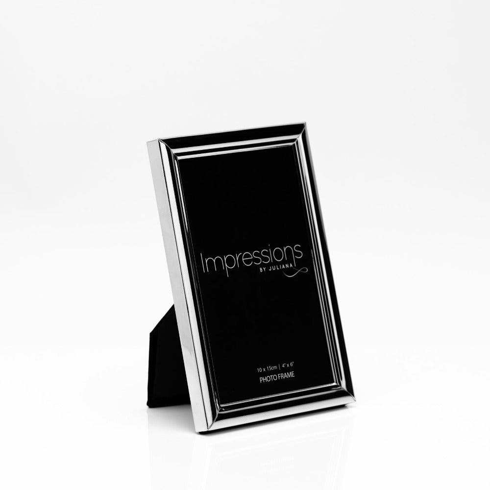 Impressions Silver-plated Photo Frame with Bevel Edge 4" x 6" Give a special photo the perfect place to shine with this elegant slim bevelled edge silver plated photo frame. From IMPRESSIONS - helping your photos speak their thousands words.