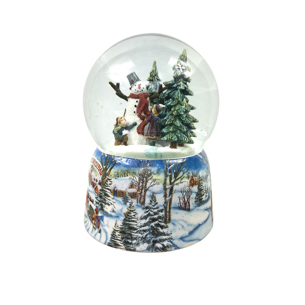 Snow Globe Snowman Featuring festive scenes and characters, add charm and personality to your home this Christmas with our fabulous snow globes Snowman snow globe turns to the melody “Leise rieselt der Schnee” Measures: 10 x 14.5 cm