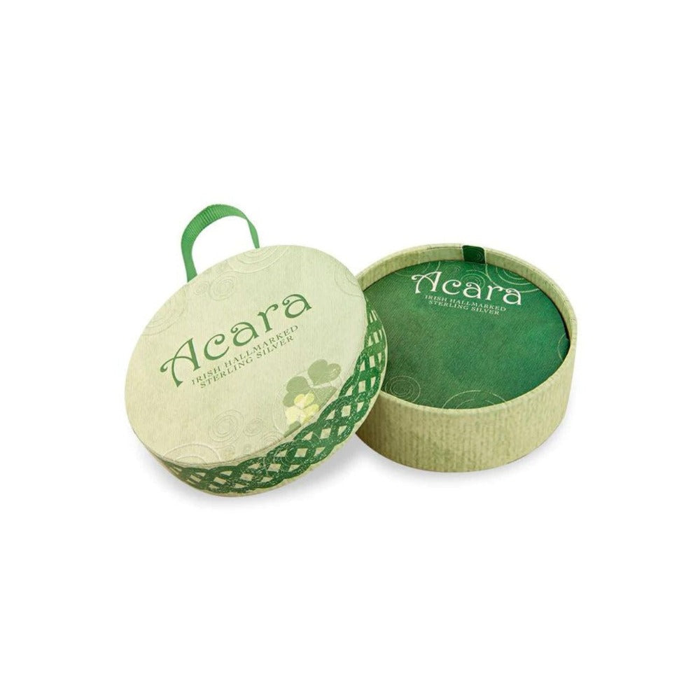 Solvar Acara Sterling Silver Small Engraved Celtic Cross Pendant The Celtic Cross in this pendant dates back to the ninth century and creates a strong connection with the wearer’s faith as well as with Irish tradition. Our expert designers have crafted an unrivalled collection of Celtic Crosses, and this striking sterling silver version has been engraved with Celtic knot-work.