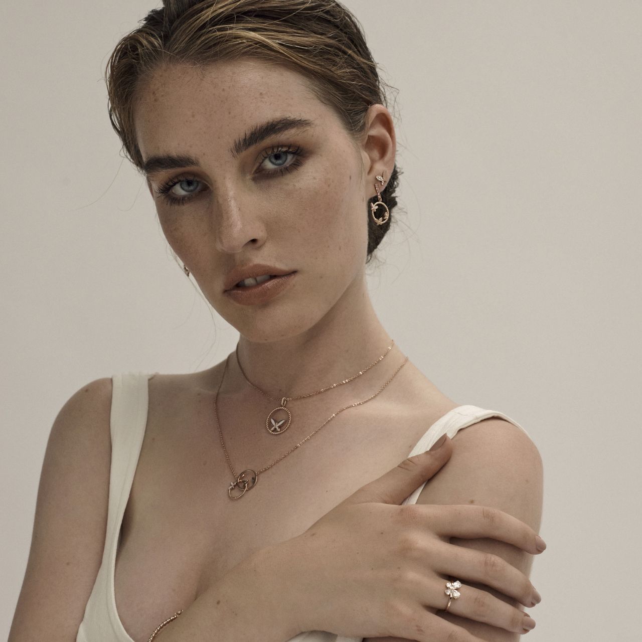 Tipperary Crystal Butterfly Infinity Pedant Drawing inspiration from urban garden, the Tipperary Crystal Butterfly collection transforms an icon into something modern and unexpected. Playful and elegant, this collection draws from the inherent beauty of the butterfly.