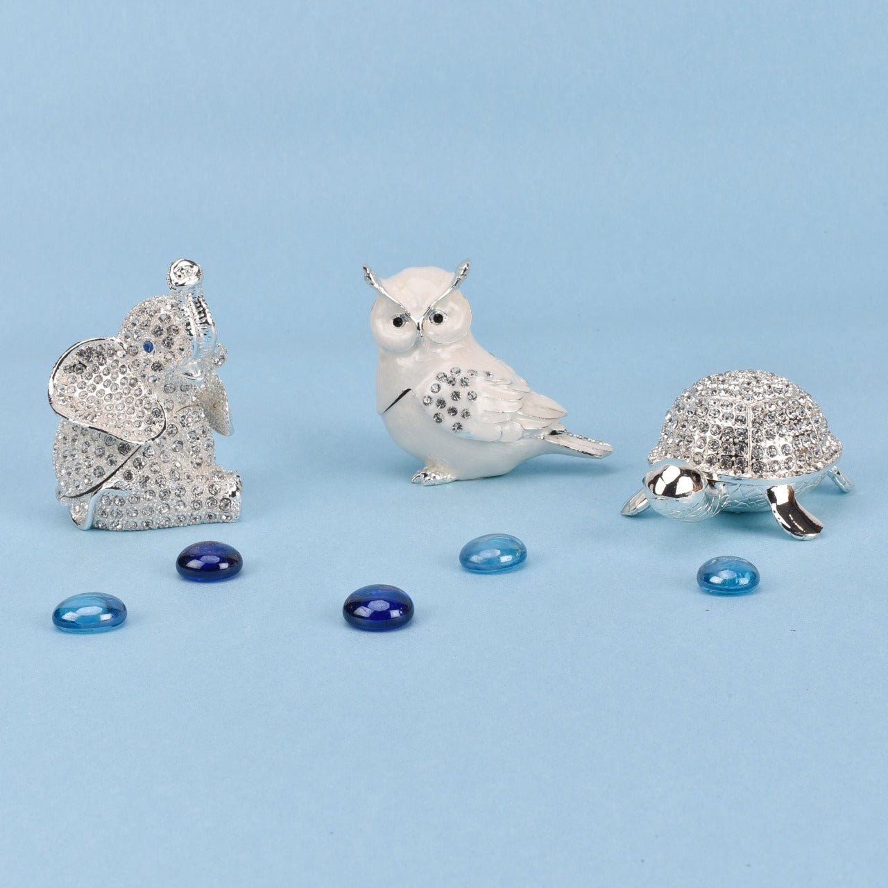 Treasured Trinkets - Crystal Elephant A beautiful, hand painted and crystal finished trinket box from Treasured Trinkets.