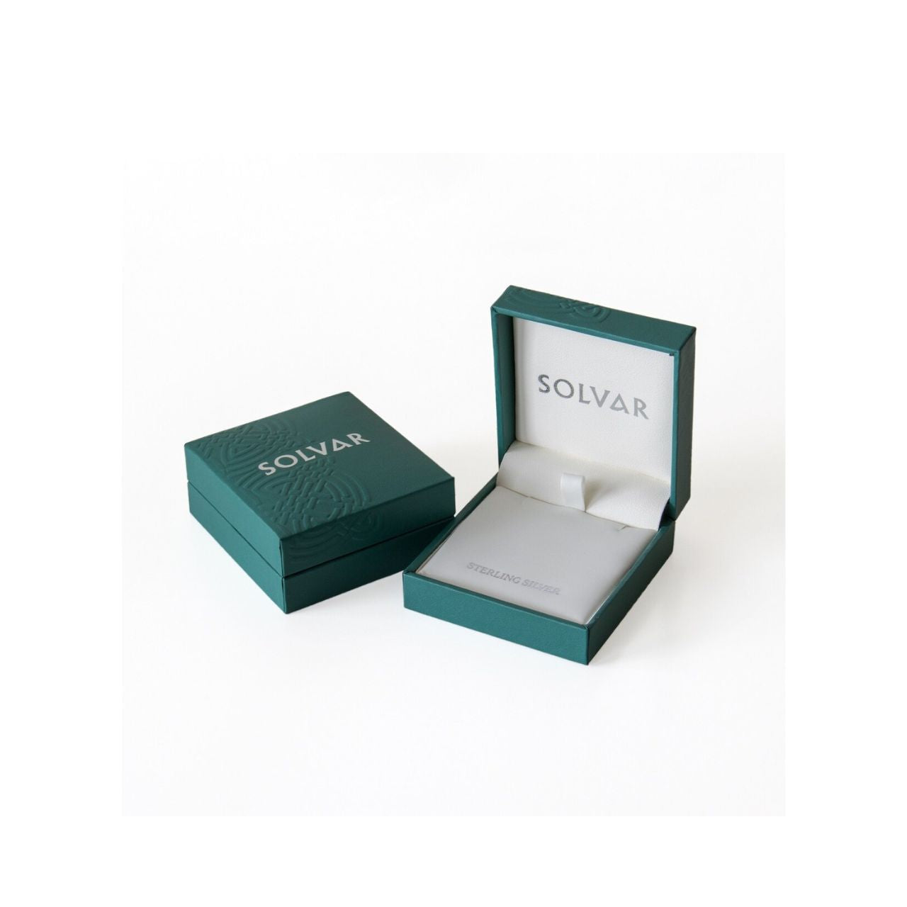 Sterling Silver Cubic Zirconia Tree of Life Necklace The Tree of Life on this sterling silver pendant dates back to the ancient Celts who believed that trees were the source of all life. Today, the Tree of Life symbolises the Celtic family tree, with the roots representing the beginning of the family, and the outer ring of this sterling silver pendant signifying the circle of the family.