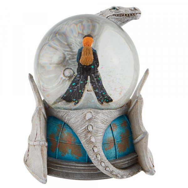Wizarding World Harry Potter Ukrainian Iron Belly Waterball Relive the iconic moment Harry, Ron and Hermione bursth through the roof of Gringotts Bank, riding on the Ukranian Iron Belly dragon in this stunning waterball.