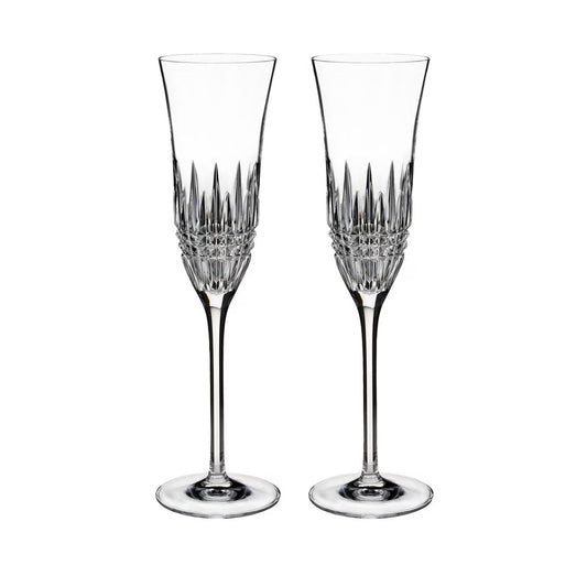 Lismore Diamond Essence Flute 8 OZ Set/2  This classic Lismore Diamond Essence Flute Pair from Waterford offer the perfect serve for your sparkling wine. Featuring the famous ring and upright cuts of the Lismore Diamond pattern, these traditional flutes will co-ordinate well with existing Diamond pieces as well as bring their own style to your home.