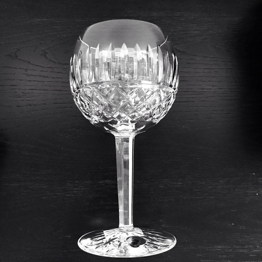 Waterford Crystal Maeve Oversize Wine This classic Maeve Oversize Wine from Waterford offer the perfect serve for water, juice or your favourite fruit punch, and are the ideal luxury all-purpose drinking glass for your home.