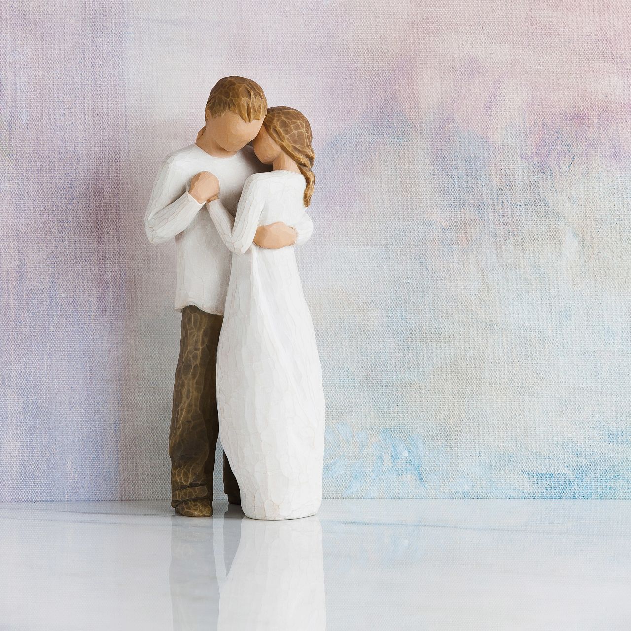 Promise by Willow Tree Willow Tree is an intimate line of figurative sculptures representing sentiments of love, closeness, healing, courage, hope...all the emotions we encounter in life.