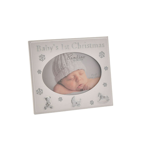This gorgeous festive frame will melt hearts as quickly as the snowflakes upon it.