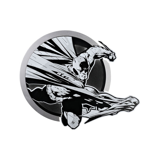 Let fans be the heroes of their homes with this Warner Bros Batman Wooden Layered Round Plaque. Showcasing the Dark Knight himself, this striking plaque features a black and white image of Batman in his signature cape ready for action.