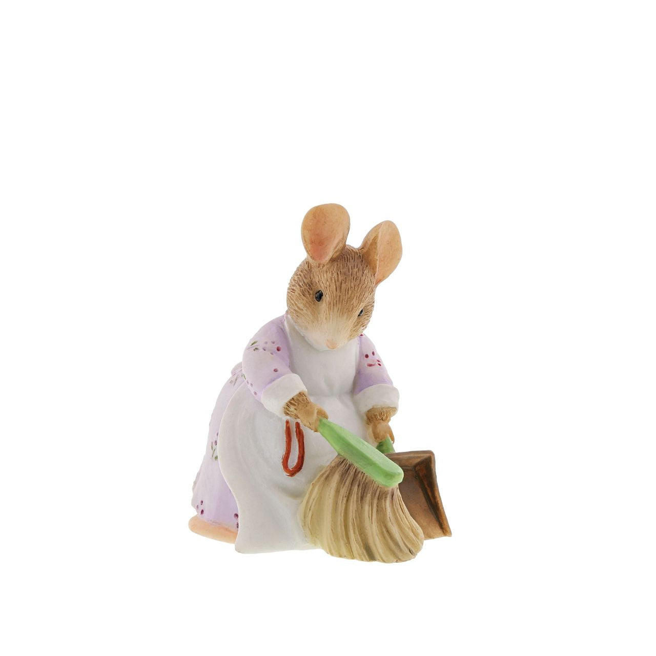 This charming Hunca Munca figurine, showing a mother mouse sweeping. An iconic pose, taken directly from The Tales of Beatrix Potter, helping to bring the featured characters to life. Presented in a branded box. Material: cast stone.