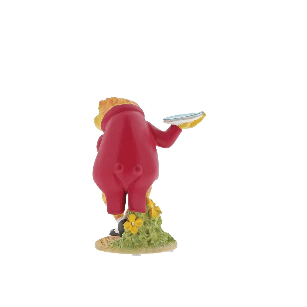 This charming 'Mr. Jeremy Fisher in the Larder' figurine is sure to make the perfect collectable gift for all generations to enjoy. The artwork for this product has been taken from the original illustrations from the Beatrix Potter stories, and has comes presented in a branded kraft box.