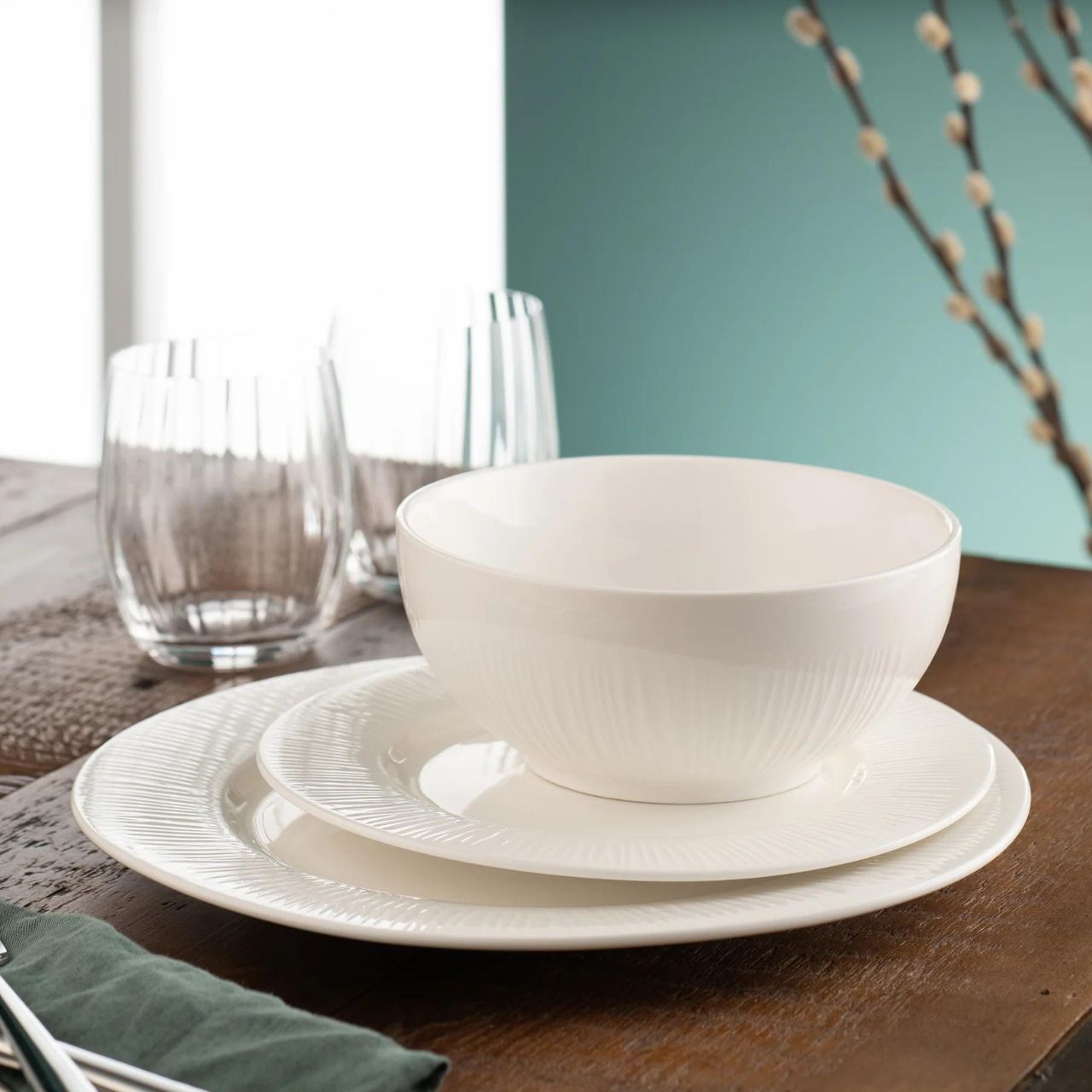 The Erne tableware collection is crafted from crisp white porcelain, featuring a subtle linear pattern inspired by the banks of the Lough Erne. A simple and striking collection, Erne is ideal for elegant celebrations yet practical and perfect for everyday use. This timeless design will appeal to both contemporary minimalist tastes or more traditional sensibilities, merging seamlessly into your home and style.