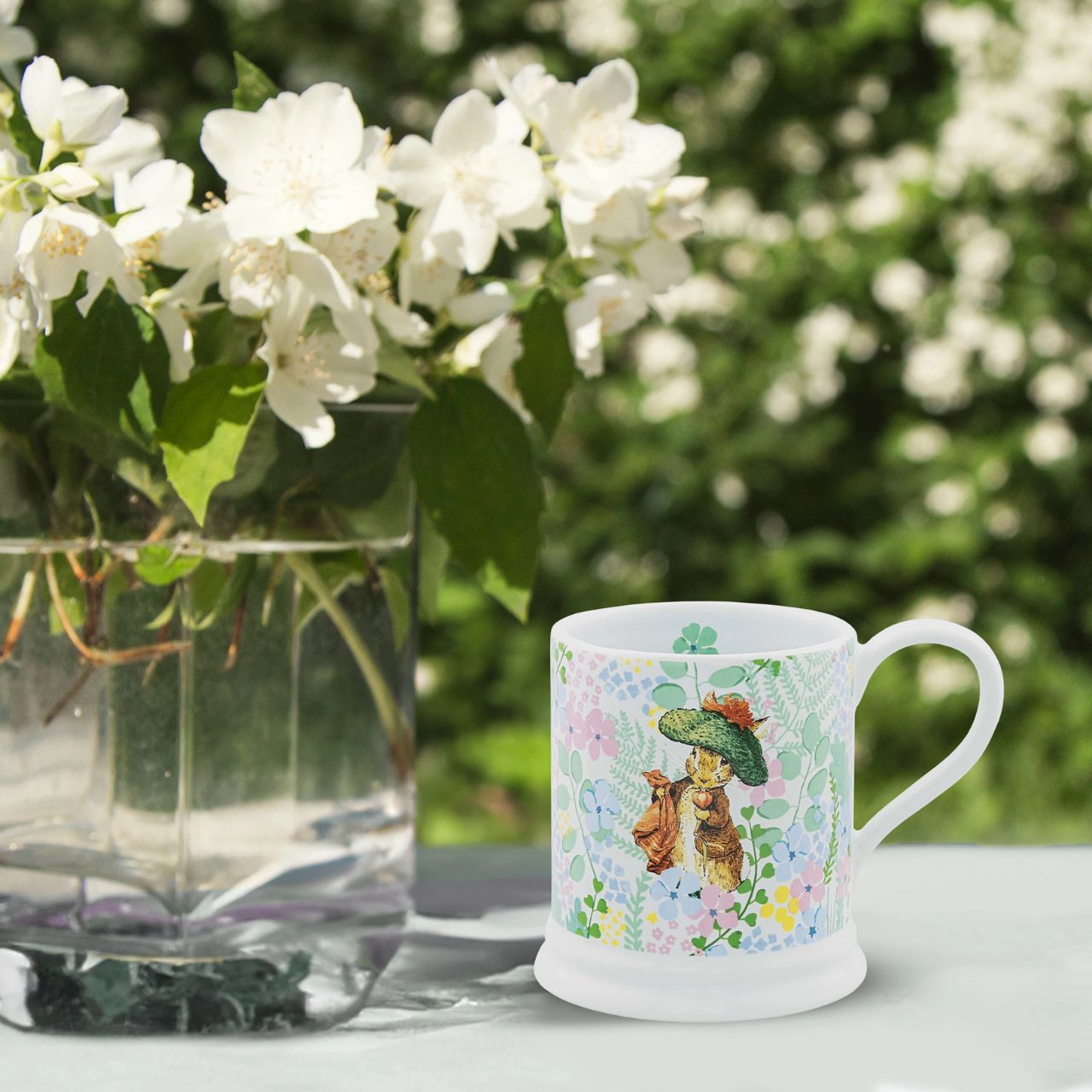 The English Garden collection combines high-quality practical products with Beatrix Potter's timeless characters. Designed in the UK, the range takes inspiration from the original Beatrix Potter illustrations to create beautifully stylish home décor and accessories.