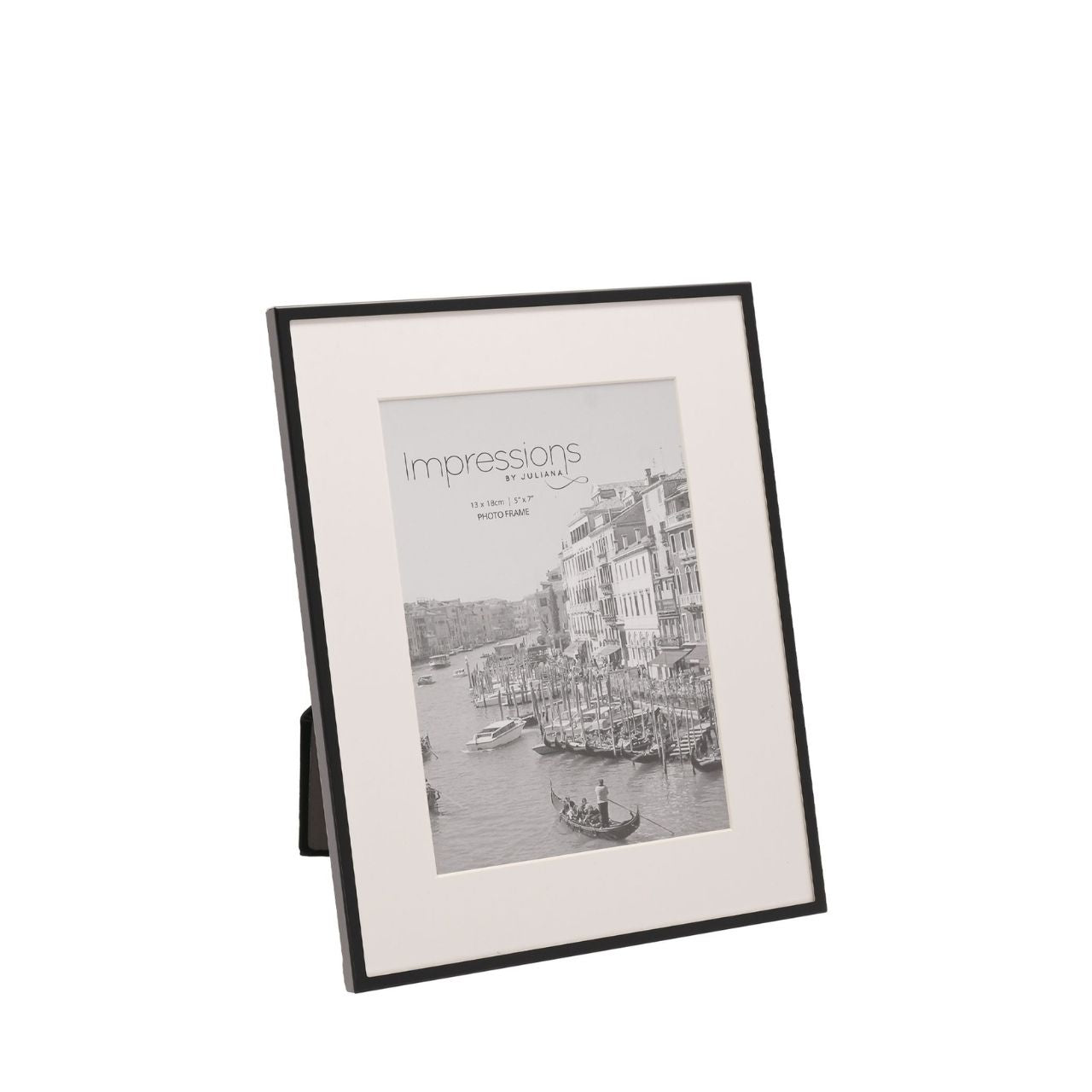 This beautifully decorated frame adds a modern touch to the home and gives treasured photographs the treatment they deserve.