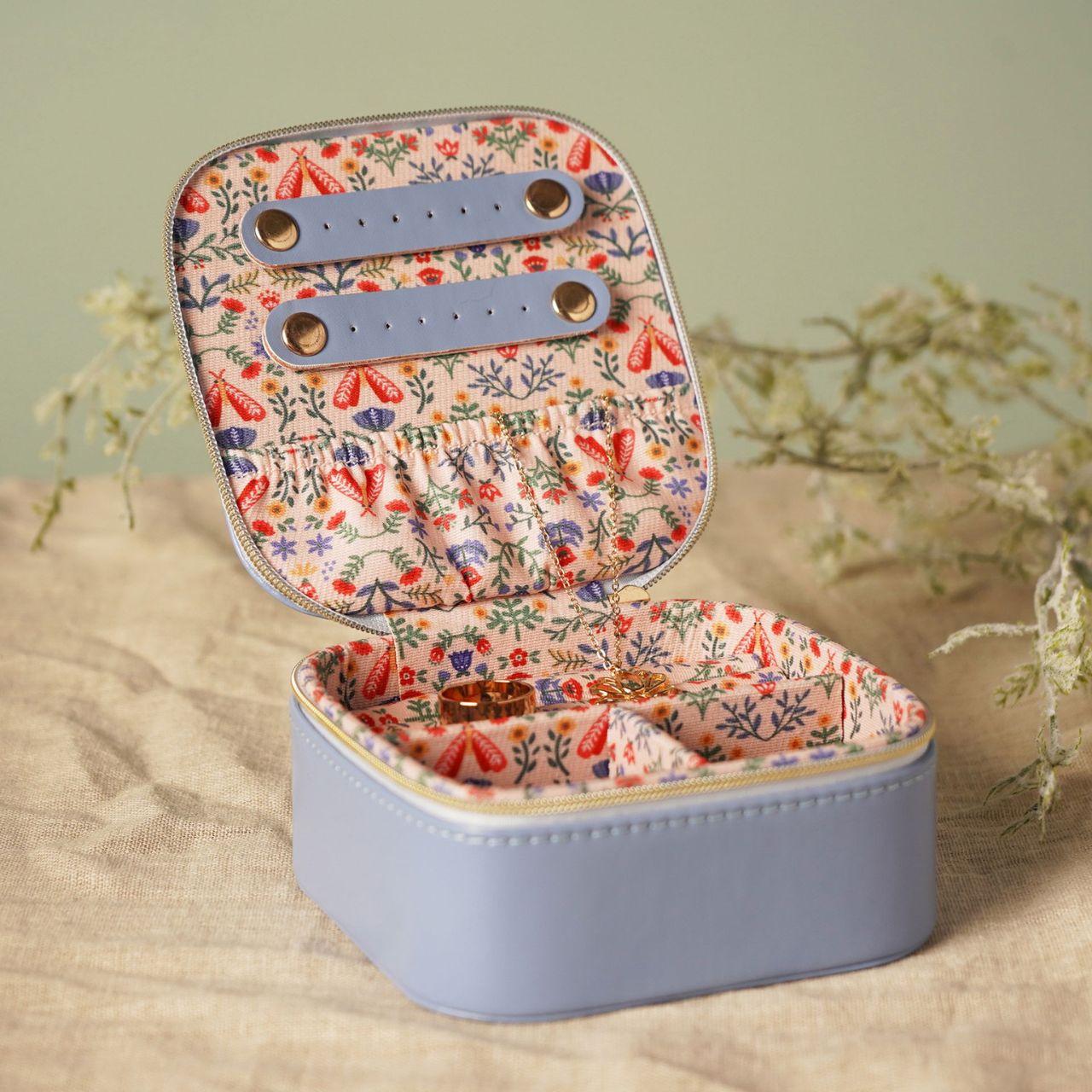 Discover the Sophia Lane collection to find the perfect gift for celebrating life's special moments and connections with loved ones.