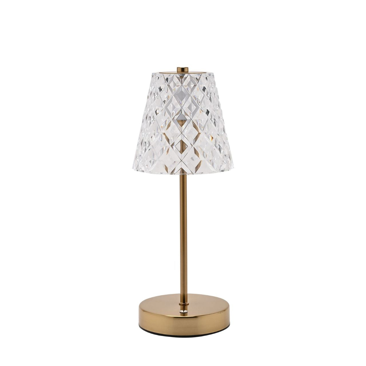 The lamp is adorned with a stunning bronze colour, exuding a timeless appeal that seamlessly fits into a variety of interior aesthetics. The diamond pattern shade gives off a wow factor.