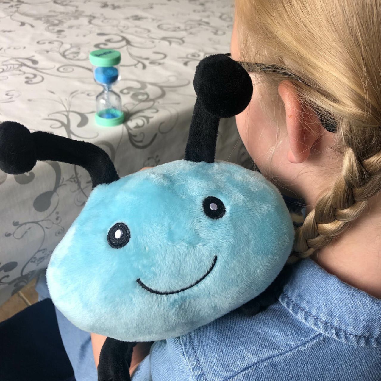 The magical timer has been specially infused with fairy magic allowing the child to watch the sand move from the worried or angry bulb of the timer to the happy or calm bulb.