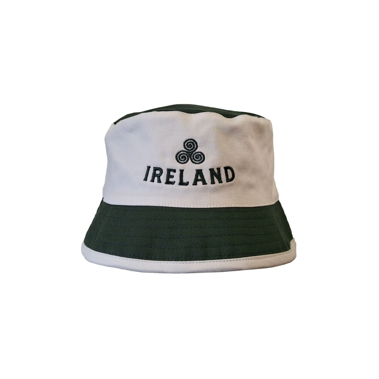 A reversible bucket hat with an all-over Celtic design for two great looks in one. Perfect for holidays, festivals, and everyday wear with easy packable style. A brilliant finishing touch for casual outfits.