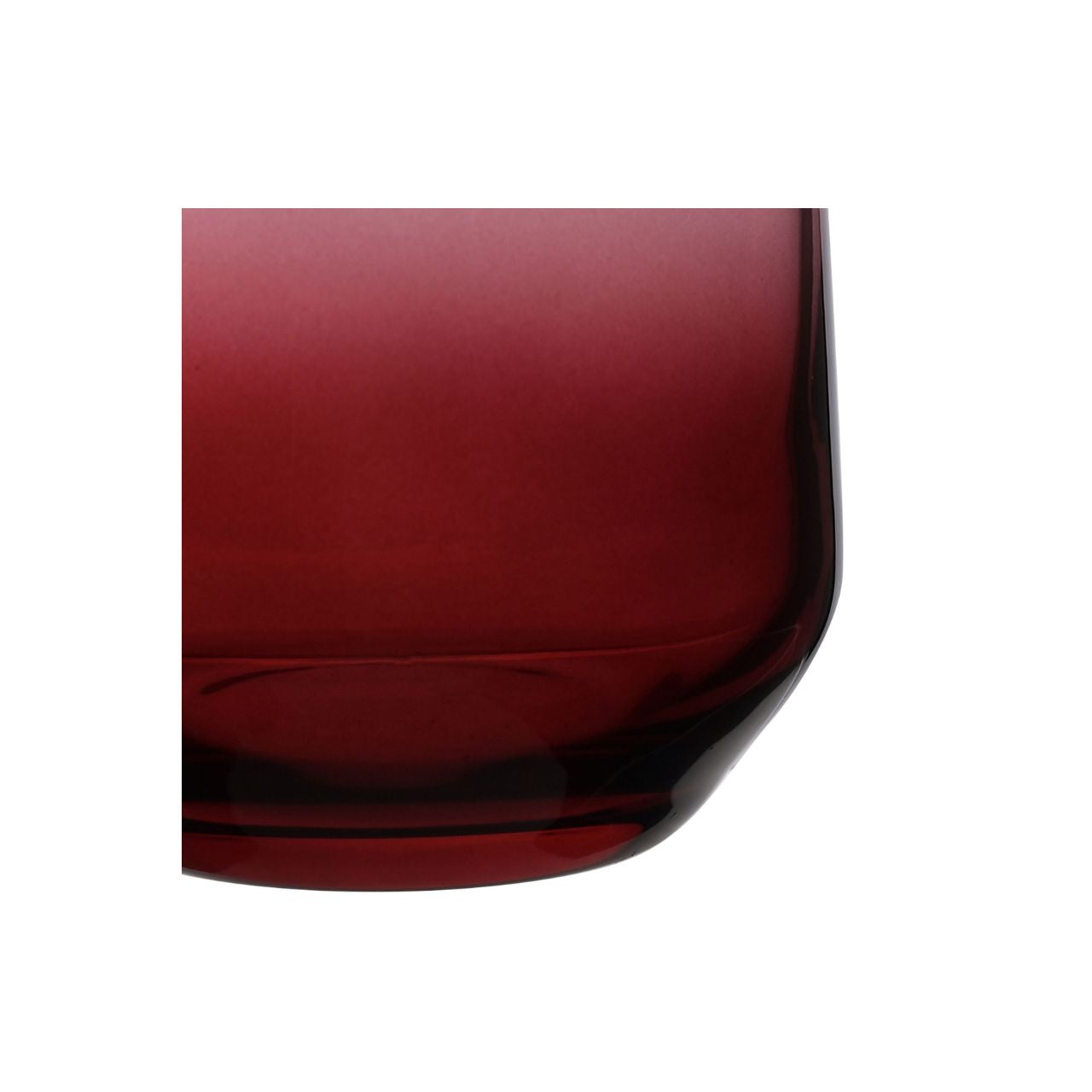 This elegant and stylish glassware adds instant modernity to the home.