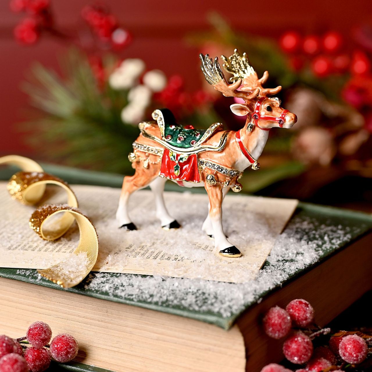 Introducing the Reindeer Trinket Box by Stratton Treasured Trinkets, a delightful piece that captures the spirit of the festive season.