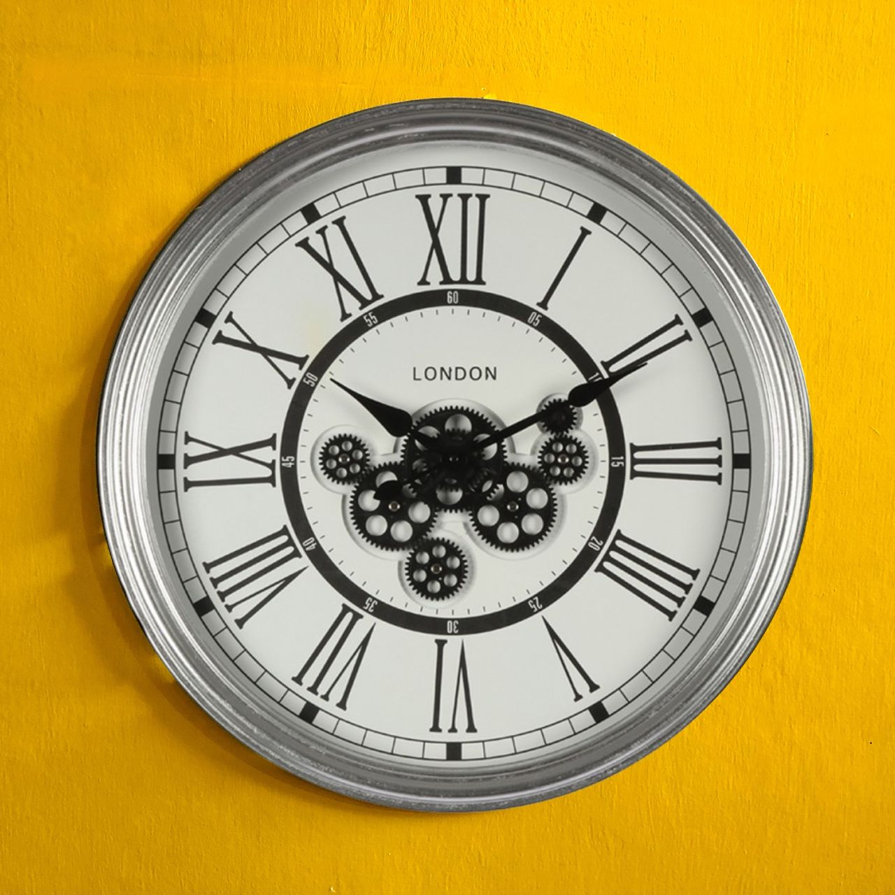 This wall clock will make sure you’re always on time! But for this wall clock to work, you need 1 or 2 AA batteries. Available in the most unique design, we are sure that this wall clock will suit your interior style. No more empty spots on the wall and never too late in style!