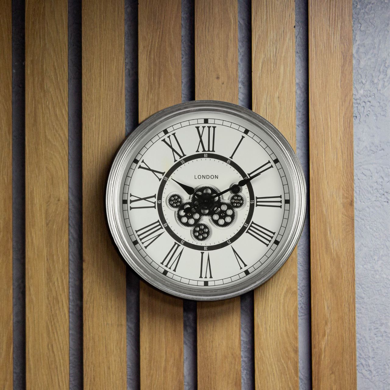 This wall clock will make sure you’re always on time! But for this wall clock to work, you need 1 or 2 AA batteries. Available in the most unique design, we are sure that this wall clock will suit your interior style. No more empty spots on the wall and never too late in style!