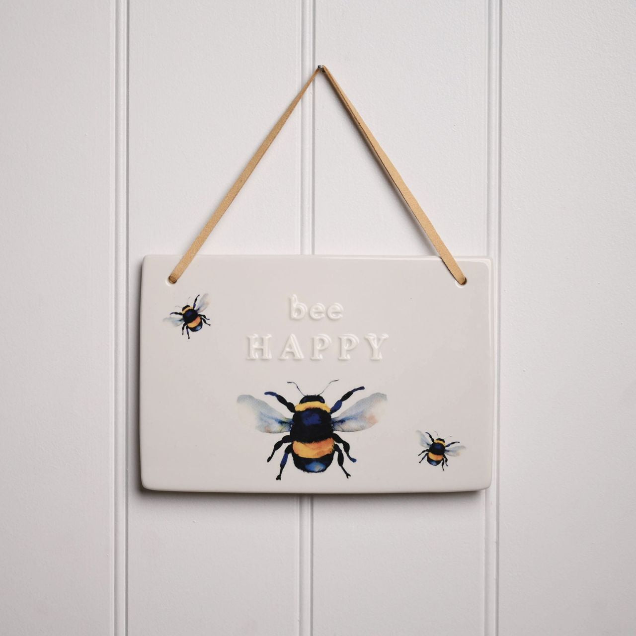This beautiful plaque makes a welcome addition to gardens for those who enjoy being at one with nature.