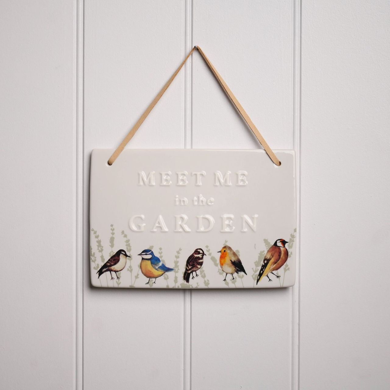 This beautiful plaque makes a welcome addition to gardens for those who enjoy being at one with nature.