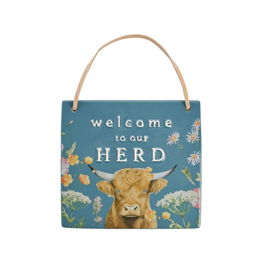 Welcome to the Country Living collection; a range of rustic gifts, home and garden accessories designed to connect you with nature.