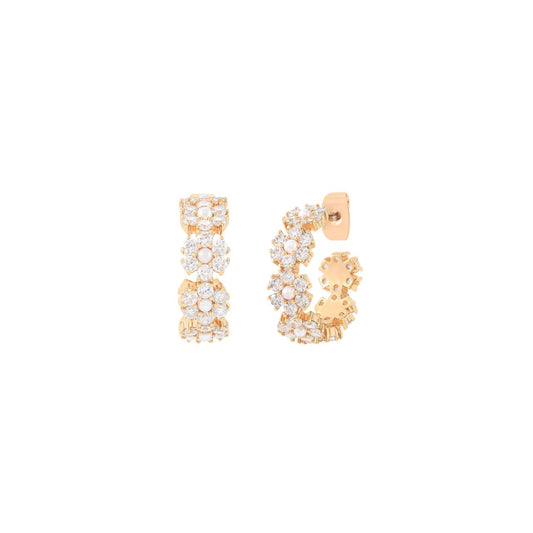 Elevate your elegance with the Tipperary Daisy CZ Cluster Hoop Gold Earrings. These finely crafted hoops feature sparkling cubic zirconia clusters arranged in a delicate daisy motif, adding a refined touch to any ensemble.