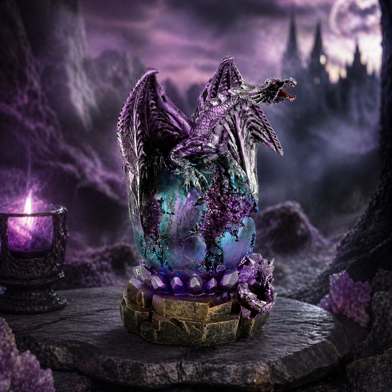 Dark Legends LED Geode Plinth Dragon Egg - Purple