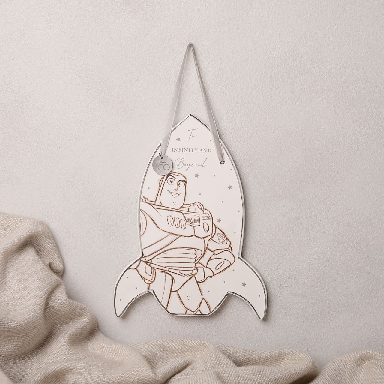 This limited edition plaque captures the true magic of Disney on its centenary and can be enjoyed by fans of all ages.