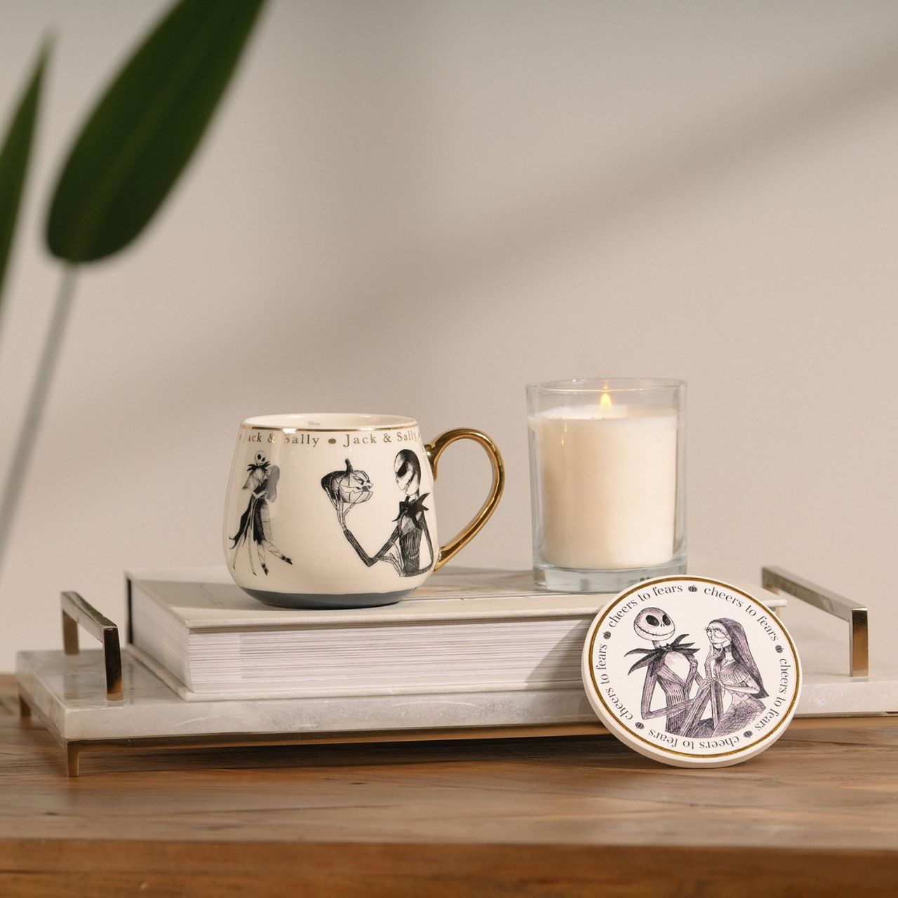 Bring some Disney inspiration to a morning brew with this enchanting Disney Classic Collectable Mug.