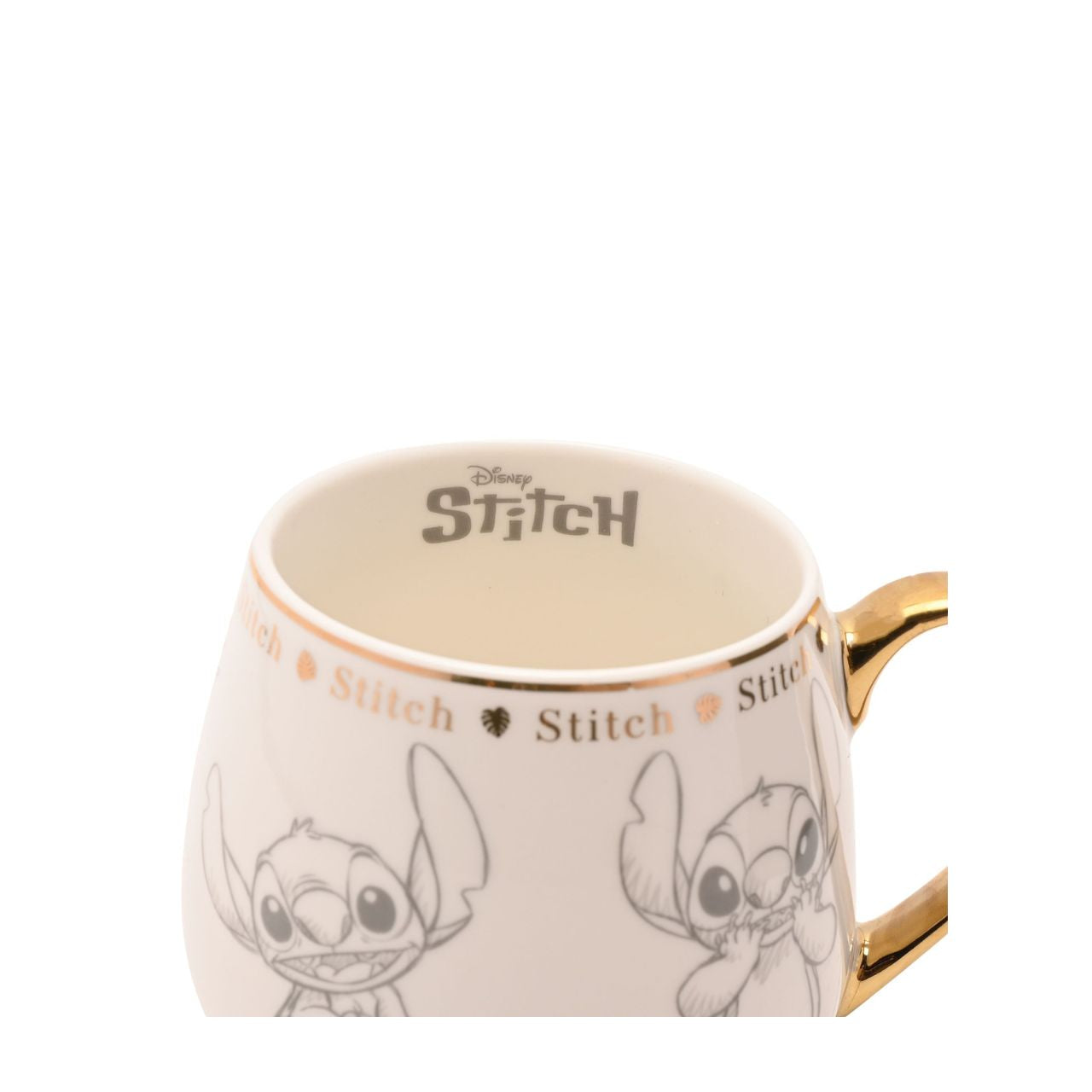 Bring some Disney inspiration to a morning brew with this enchanting Disney Classic Collectable Mug.