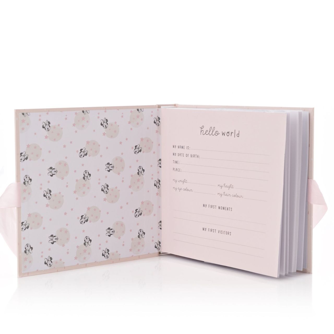 Capture the precious moments with this beautiful Minnie Mouse photo album.  Complete with gold foil details, a grosgrain ribbon and a personalisable insert page, this makes an unrivalled gift for parents-to-be.
