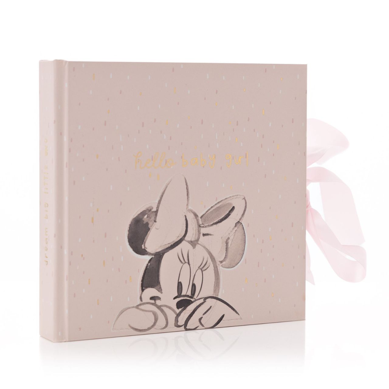Capture the precious moments with this beautiful Minnie Mouse photo album.  Complete with gold foil details, a grosgrain ribbon and a personalisable insert page, this makes an unrivalled gift for parents-to-be.