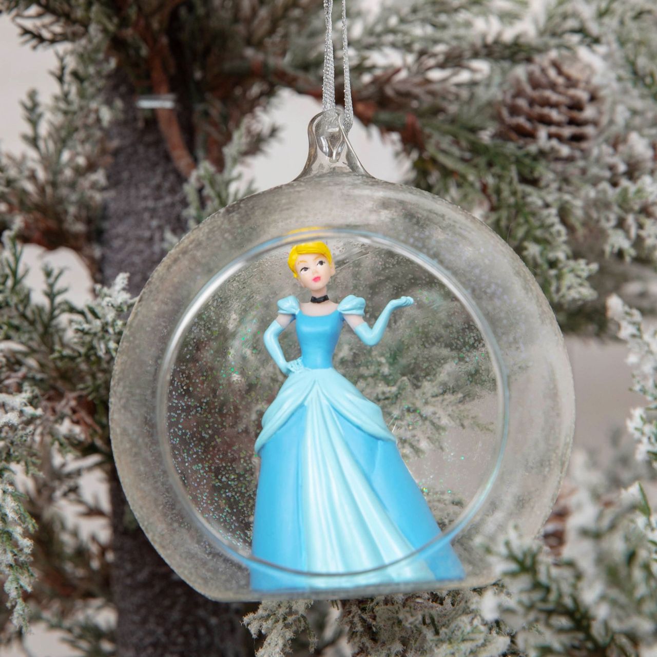 Disney Princess Cinderella 3D Bauble  Bring some Disney magic to your Christmas tree with this collectable Cinderella hanging decoration. From the Disney Princess Christmas Collection.
