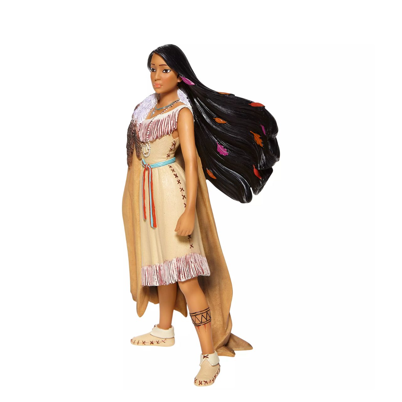 Pocahontas, daughter of Chief Powhatan of the Virginian native American tribe, strikes a powerful pose in this captivating Disney statuette. With colours in her hair and moccasins on her feet, she is a vision of beauty and female capability.