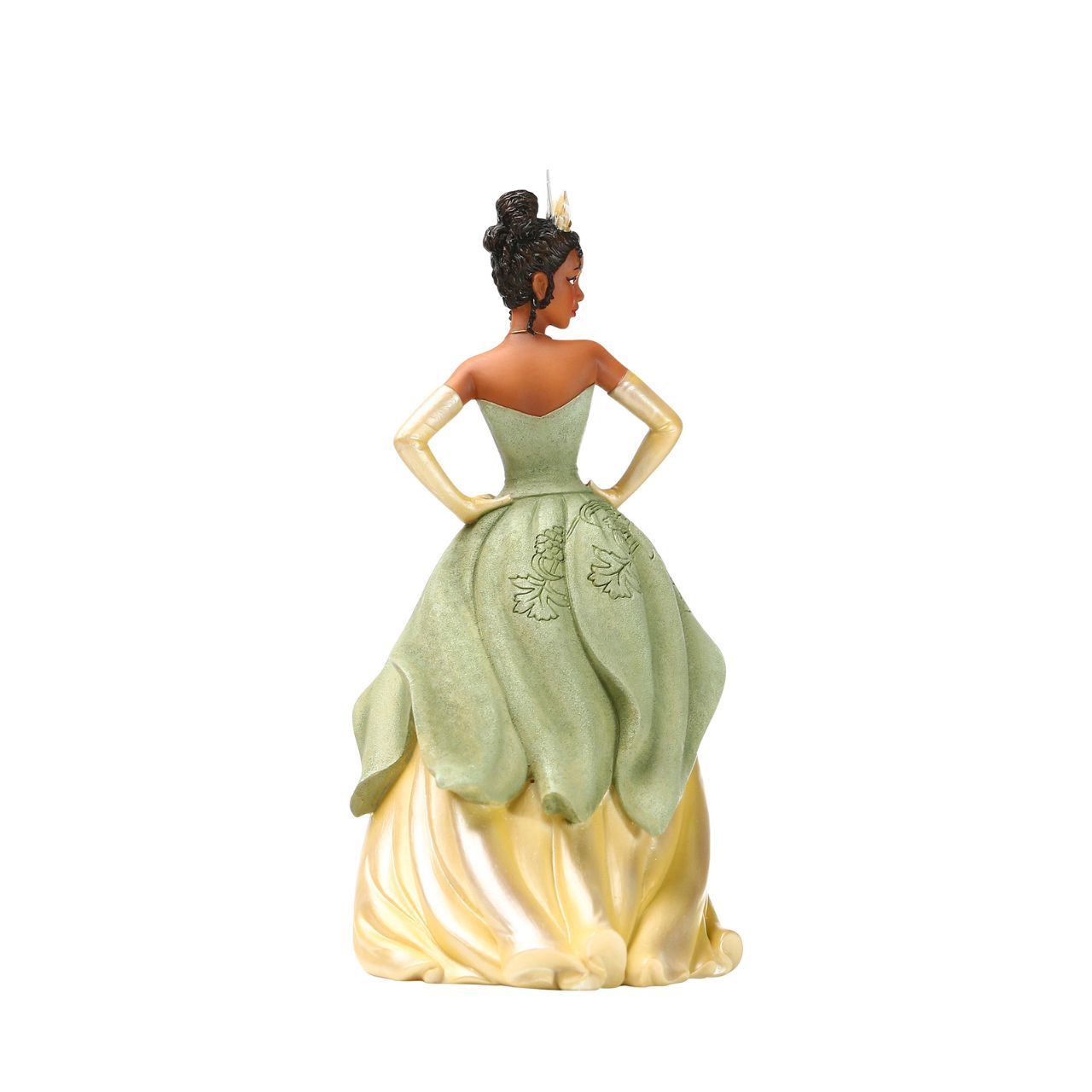 Disney Showcase celebrates the confidence, glamour, and inspiring stories of your favourite Disney Princess in a unique and empowering collection that reminds us all, dreams really do come true. The figurine is made from cast stone.