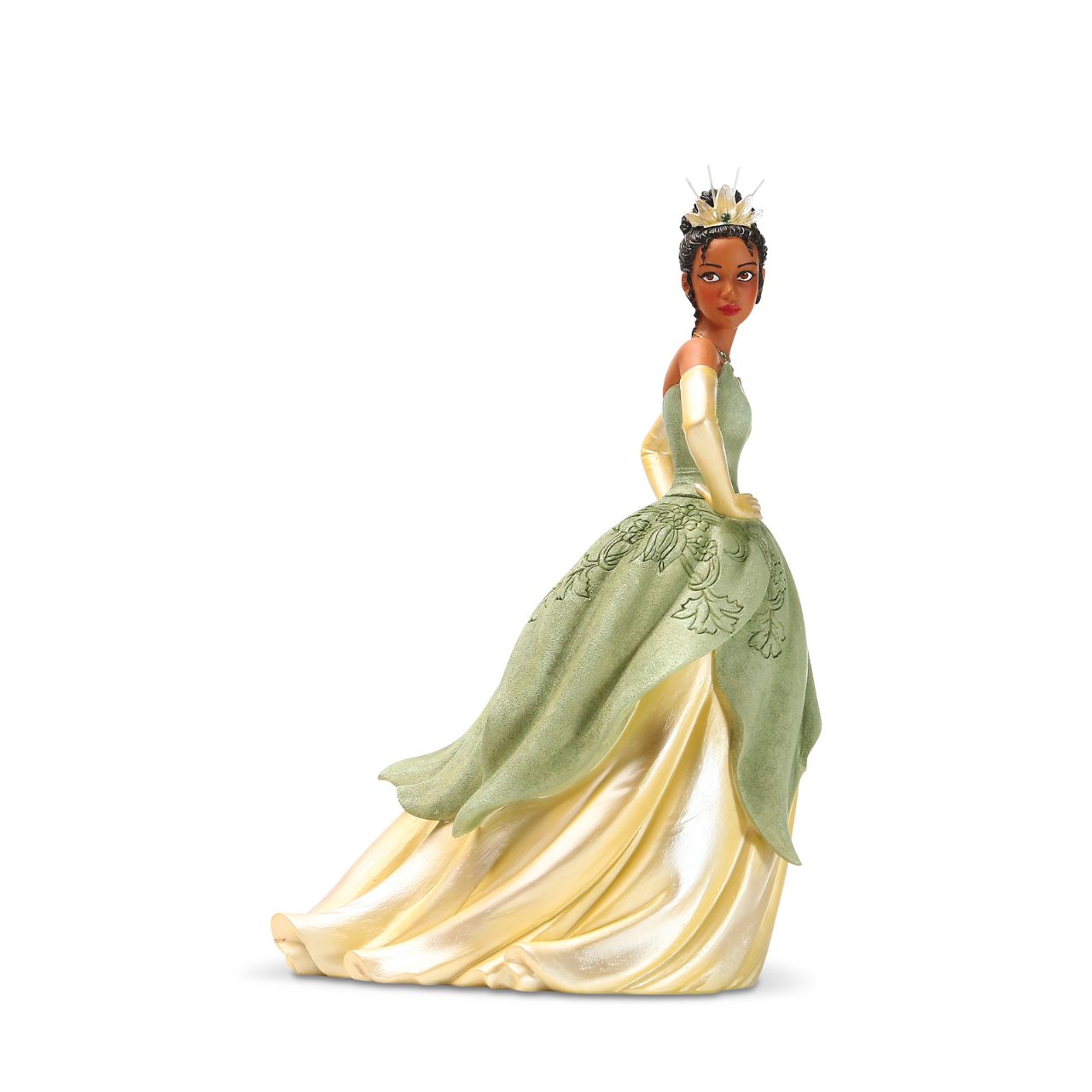 Disney Showcase celebrates the confidence, glamour, and inspiring stories of your favourite Disney Princess in a unique and empowering collection that reminds us all, dreams really do come true. The figurine is made from cast stone.