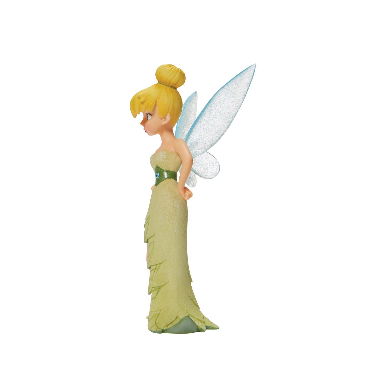 Hands on her hips, this pixie pouts with elegance and charm. With sparkling fairy wings and bedazzled accents, this Disney collectible is a tiny treasure. Wearing a dress made from the finest leaves, Tinker Bell is the unofficial queen of Neverland.