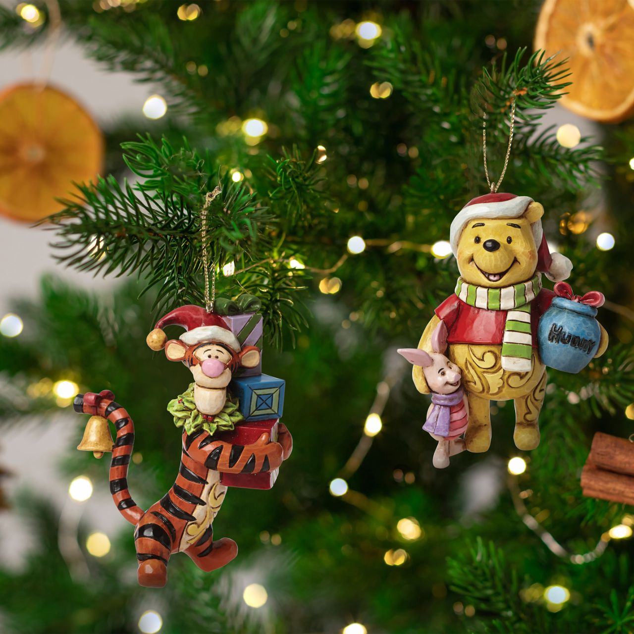 Add some friendship to your Christmas tree this season with Winnie the Pooh and Piglet. Designed by award-winning artist and sculptor Jim Shore.