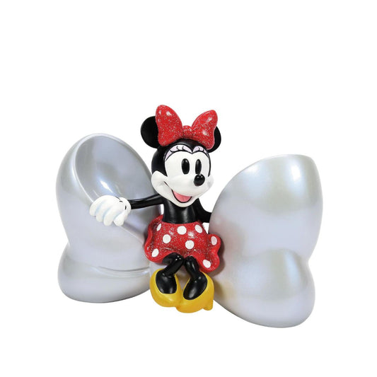 Disney Showcase Disney 100th Anniversary Minnie Mouse Figurine Limited Edition  Celebrate Disney's 100th Anniversary with our new Disney 100 Minnie Mouse Figurine with her iconic bow by Disney showcase. Limited to 2023 year of production.