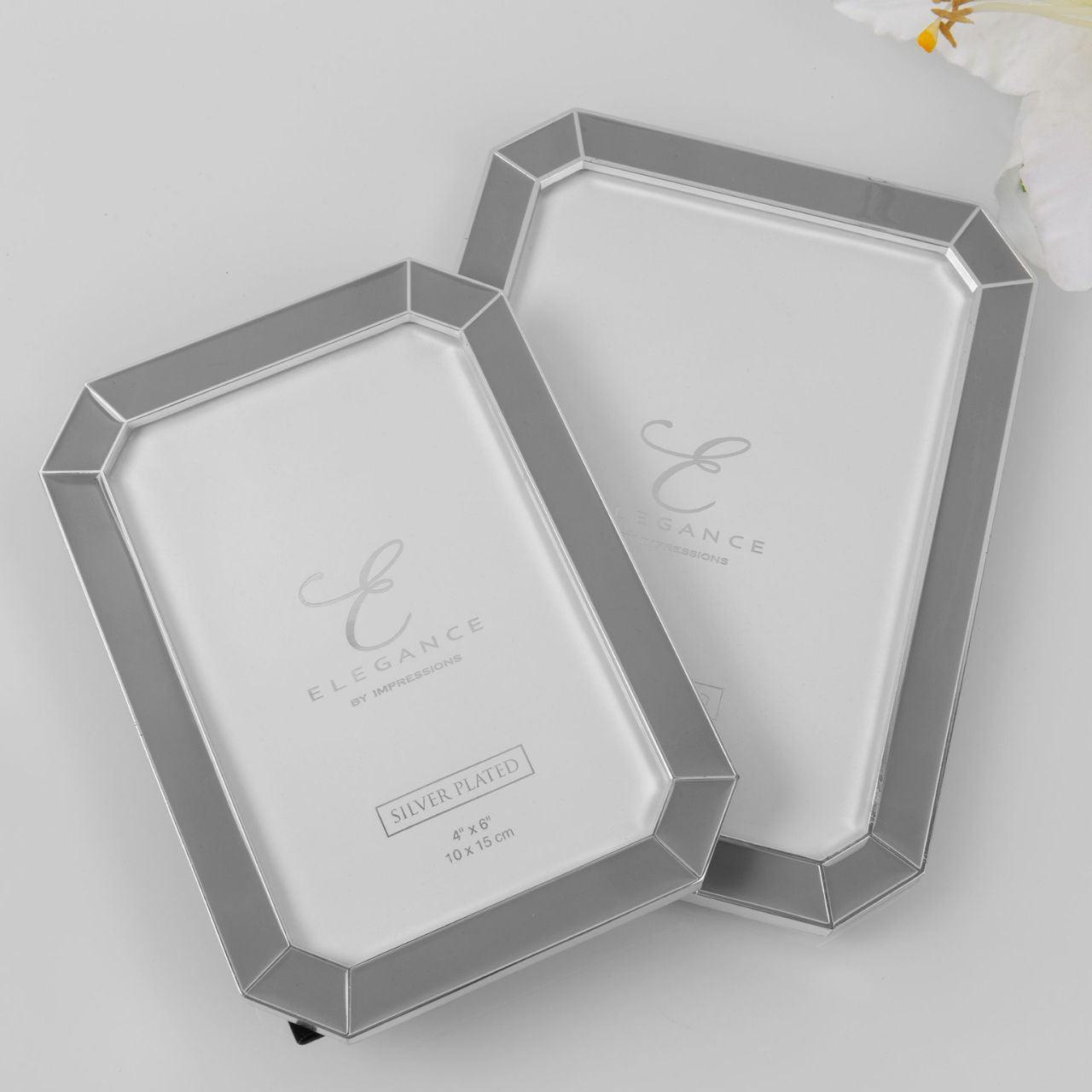 Elegance Silverplated Chamfer Edge Grey Frame 4" x 6"  A beautifully elegant grey epoxy chamfer corner photo frame. From Elegance by IMPRESSIONS® - the treatment your most treasured moments deserve.